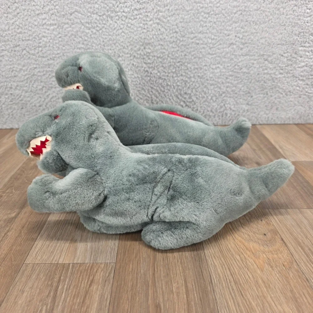 N/A plush dinosaur